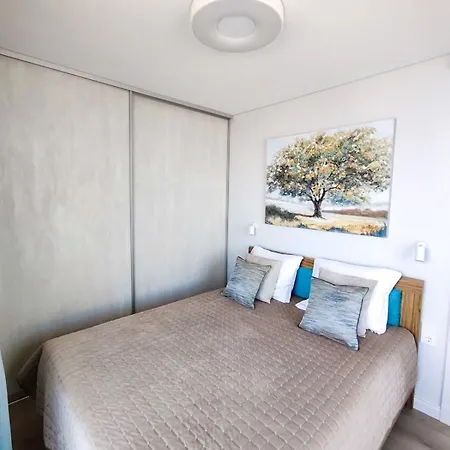Apartamentai 4f Lägenhet *
